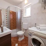 In 5256 شقة تْسْغيكفانِتْسا
